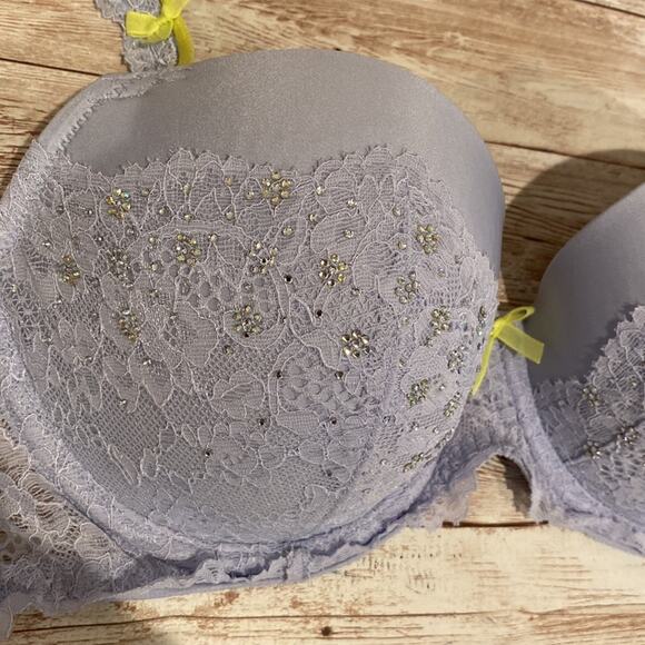 VICTORIA'S SECRET Dream Angels Light Blue Lace Bra 32DD - Picture 7 of 7